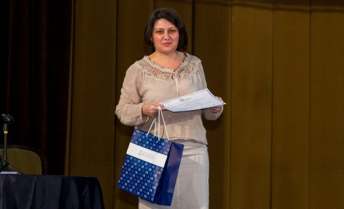 elena-ion-interviu-premiile-senatului-ub elena-ion-interviu-premiile-senatului-ub