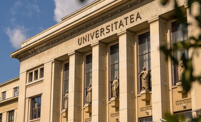 Slider universitate