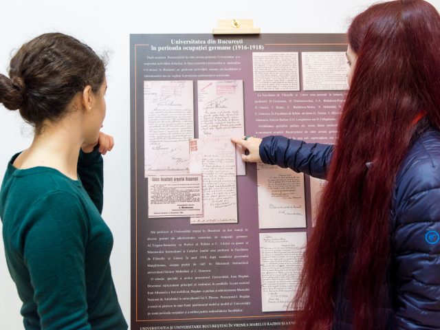 2019.02.25-Muzeul-UB-expozitia-mobila-in-Fac-de-Filosofie-098