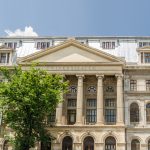 palatul universității din bucurești din centrul orașului
