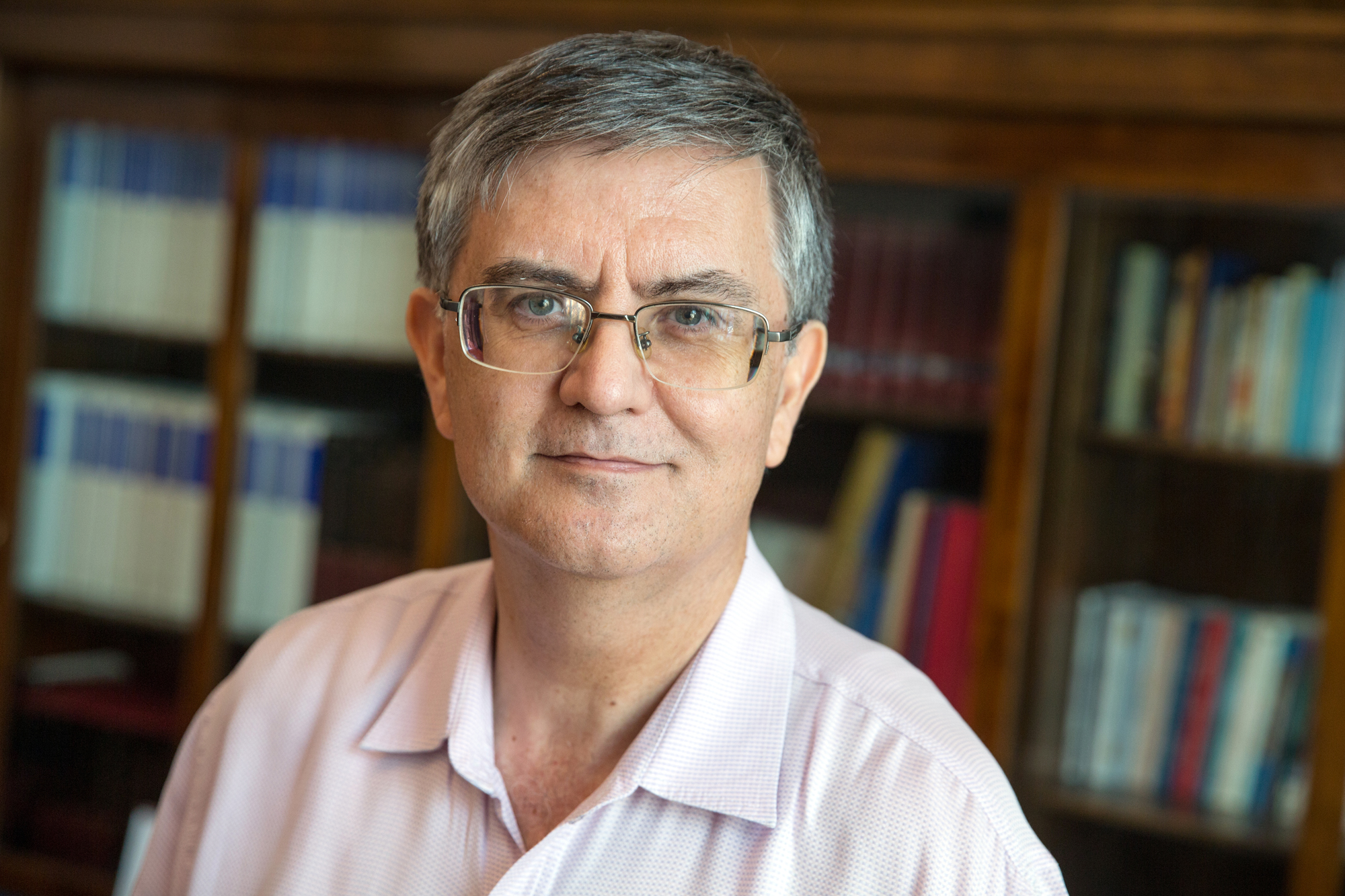 Prof. univ. dr. acad. Mircea Dumitru
