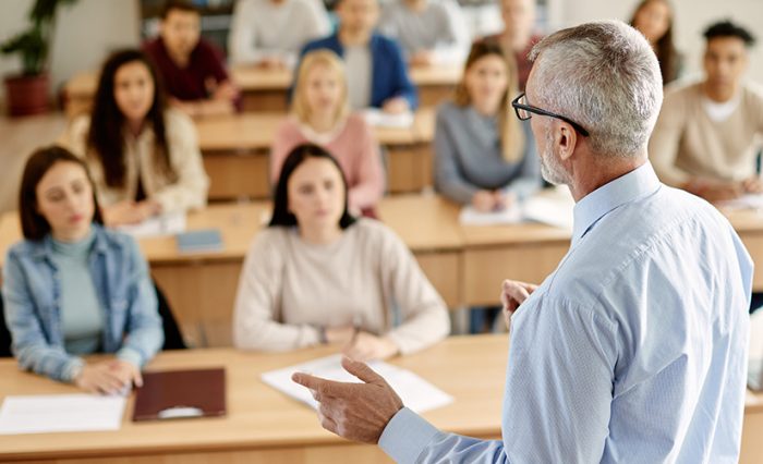FORMARE PROFESIONALĂ UB 2023 - STIRE